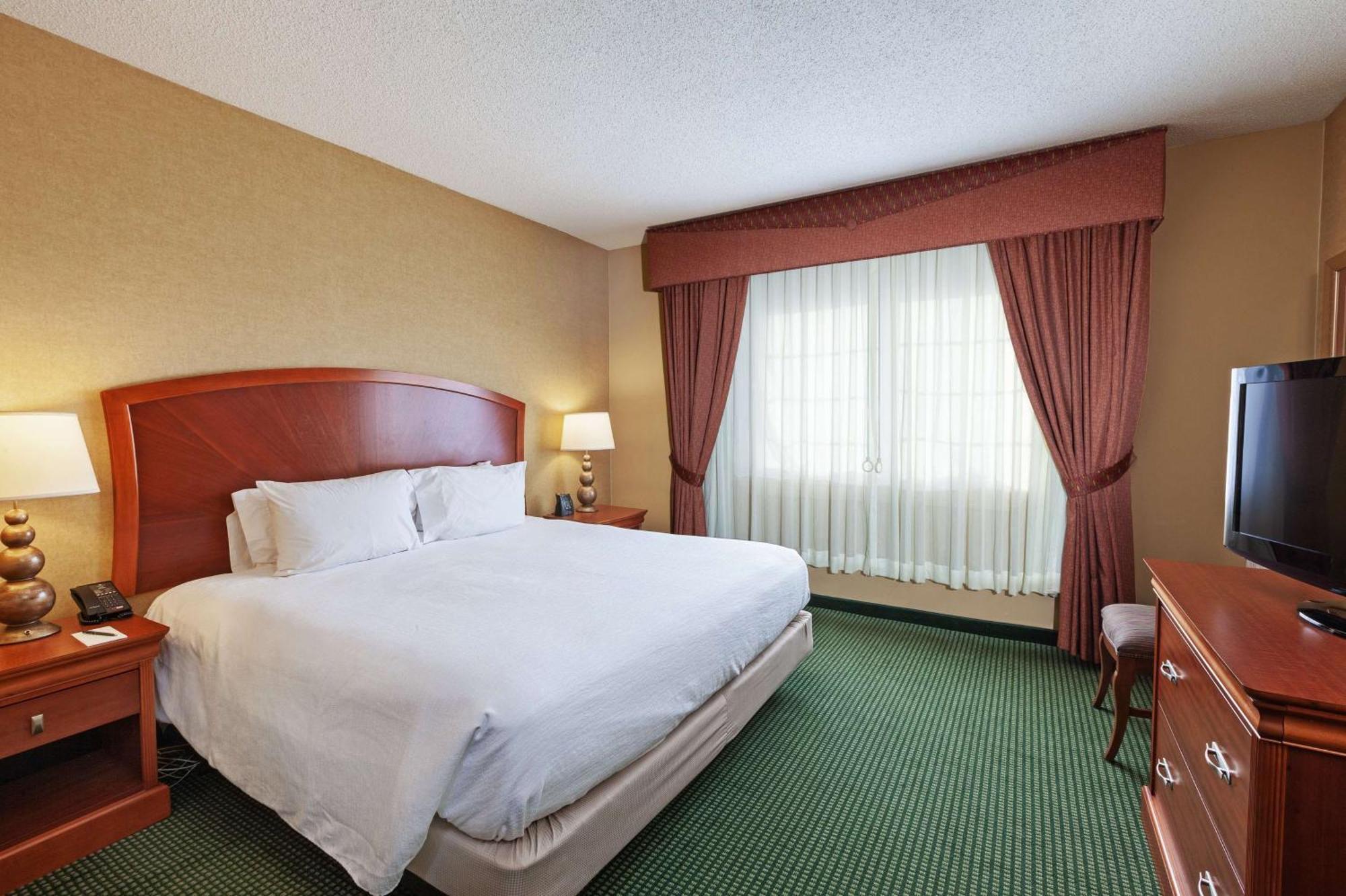 Embassy Suites By Hilton Greensboro Airport Kültér fotó