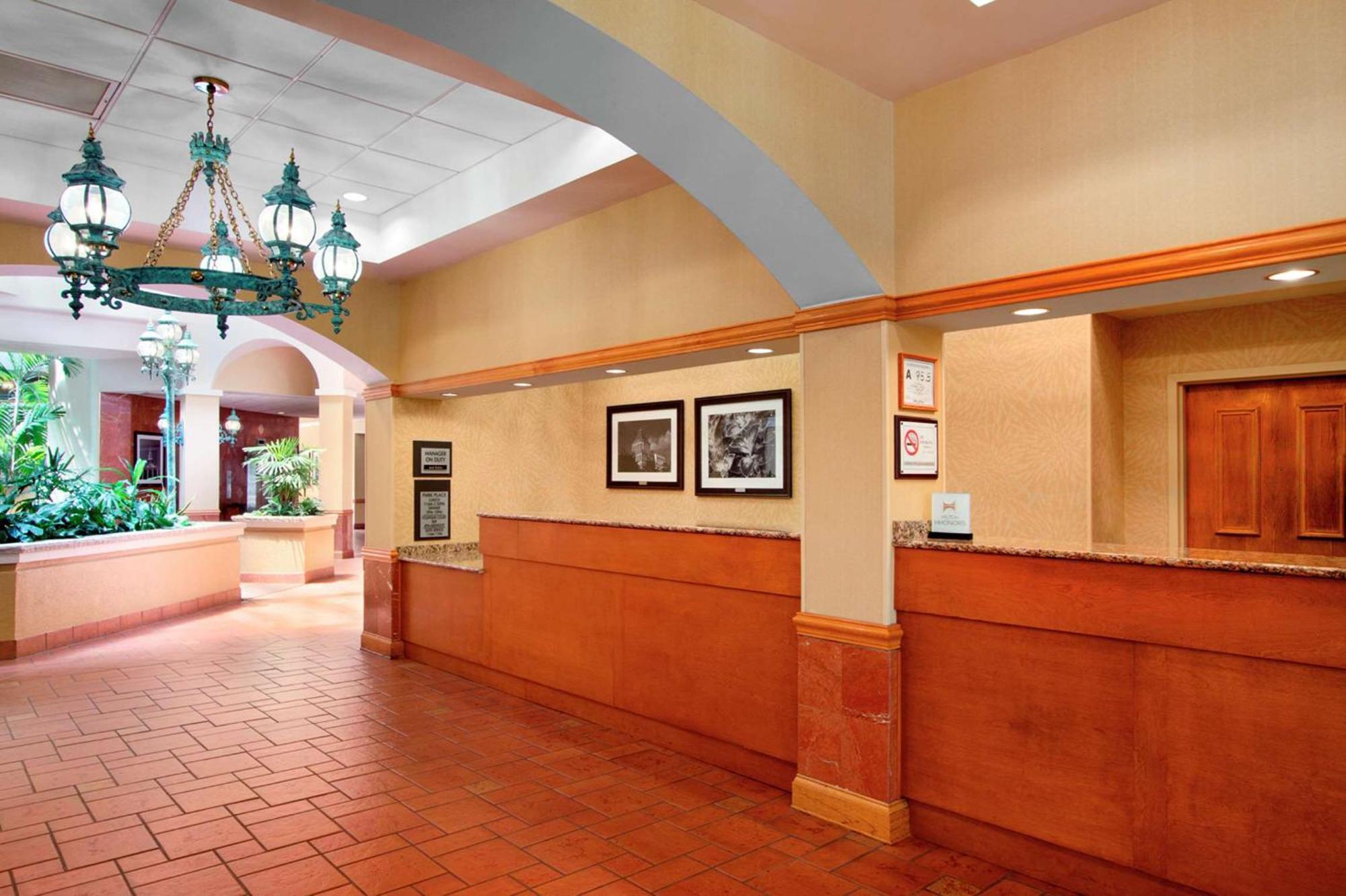 Embassy Suites By Hilton Greensboro Airport Kültér fotó