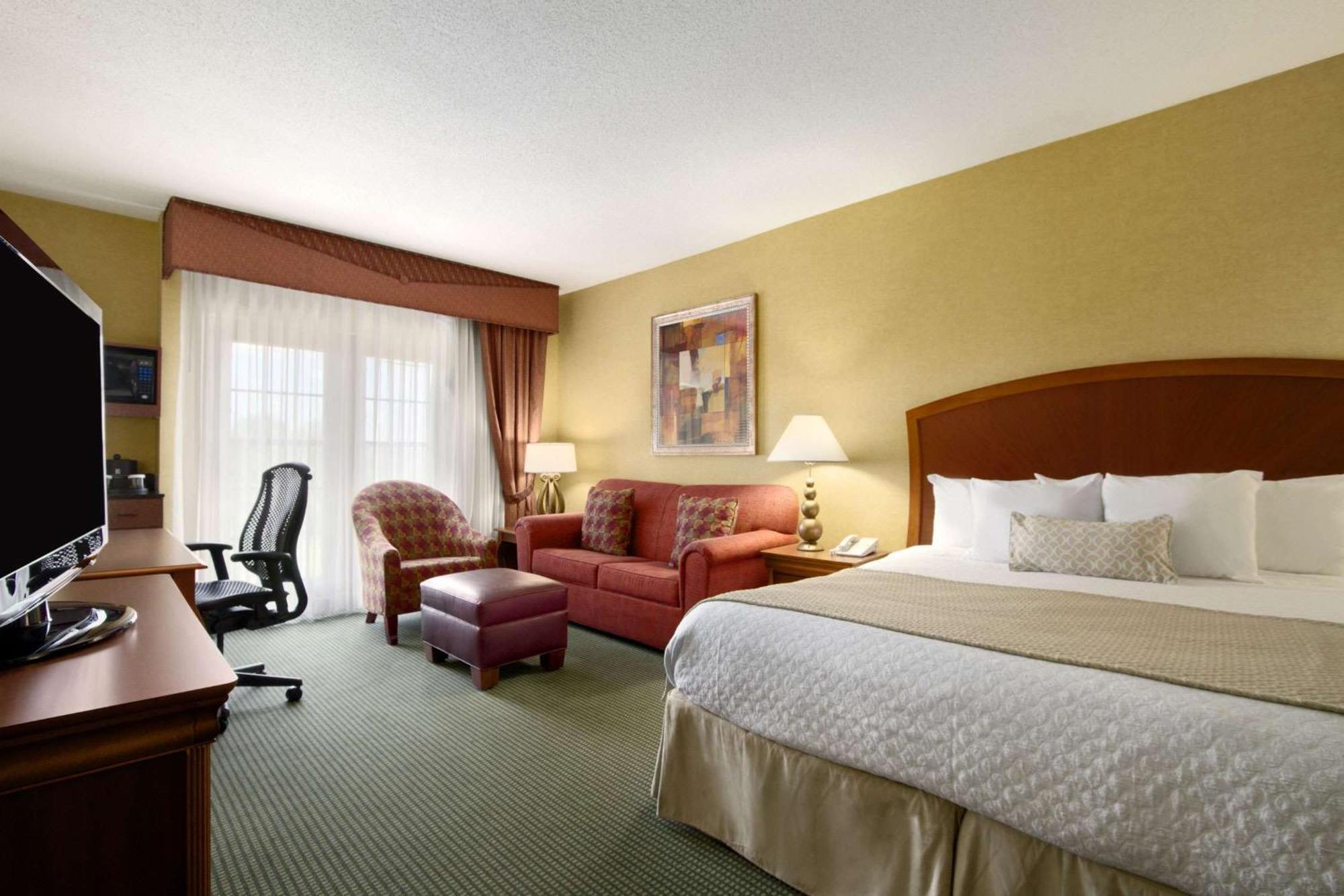 Embassy Suites By Hilton Greensboro Airport Kültér fotó