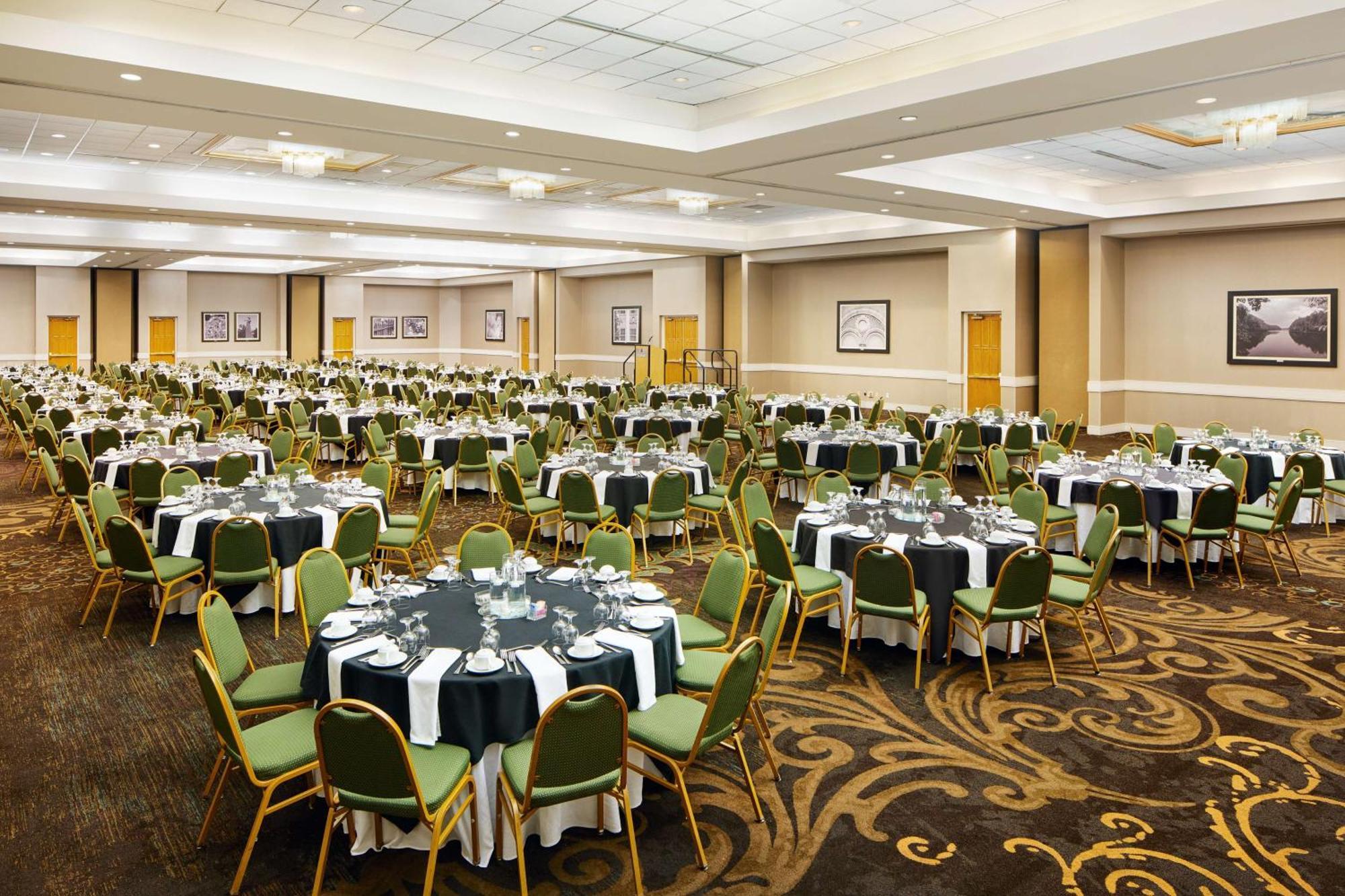Embassy Suites By Hilton Greensboro Airport Kültér fotó