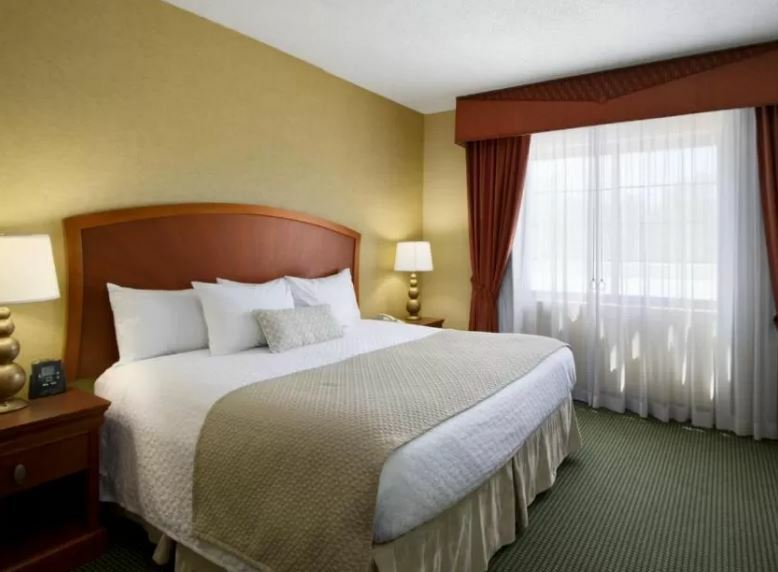 Embassy Suites By Hilton Greensboro Airport Kültér fotó